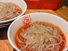 -万记麻辣烫国展总店