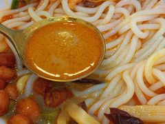 -弘束束柳州深巷螺蛳粉(珠江路店)