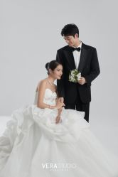 -至臻微拉婚纱摄影