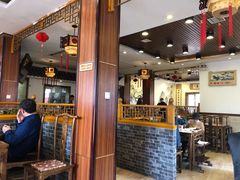 大堂-盛元盛居传统炭火锅(绿园店)