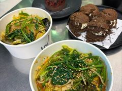 -W COLLECTIVE  DESSERT SHOP