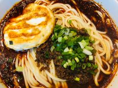 -聚合鑫东北熏酱熟食麻辣面(长阳店)