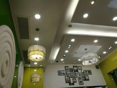 大堂-佰搭果·广式茶餐厅(西华路店)