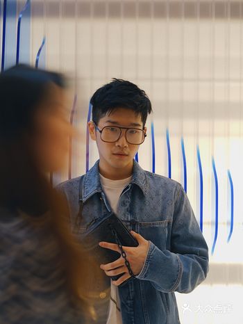 在深圳第二家Louis Vuitton试衣是什么体验？