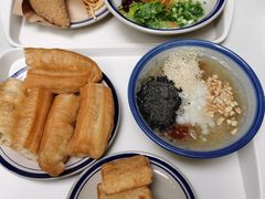 -正南齐北·老街糯米团(洪崖洞店)