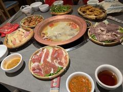 -阿婆情腊排骨火锅·野生菌季(古城旗舰店)
