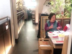 -左庭右院鲜牛肉火锅(浦江欢乐颂店)