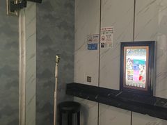 -皇马纯KTV·量贩·聚会(民治店)