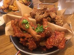 炸鸡翅一半一半-富乐满韩国正宗炸鸡韩国料理(虹泉路店)