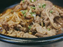 -渝是乎川渝小炒(新世界百货望京店)