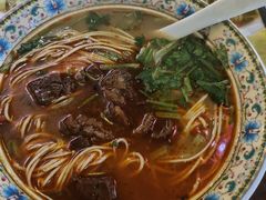 -金杨拉面王小吃面馆·牛三宝面·红烧牛肉粉