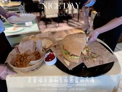 -唐拉雅秀酒店-西锦汇空中BBQ·思创餐厅
