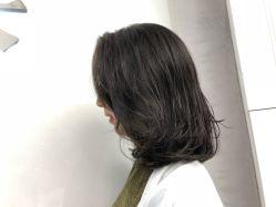 -变画·发型STUDIO