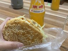 -三兄弟高炉烧饼