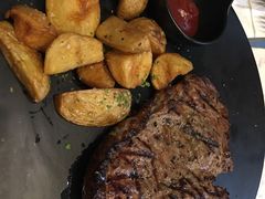 -La Mer Restaurant & Lounge