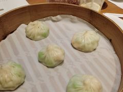 丝瓜虾仁小笼包-鼎泰丰(德基广场店)