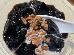 秘制龟苓膏-香港池仔记肠粉王(博多新记襄阳南路店)