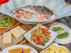 -老刘生态大鱼坊铁锅炖鱼(赛马场店)