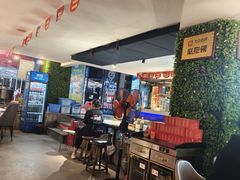 -顶峰夜宴·龙虾烧烤大排档(九江学院店)