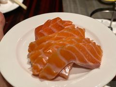 -广州万富希尔顿酒店·感趣自助餐厅·金秋蟹宴生蚝海鲜刺身