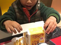 儿童套餐-麦当劳(宝山大厦店)