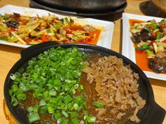 -兔行天下-鸿鹤鲜锅兔(中海国际店)