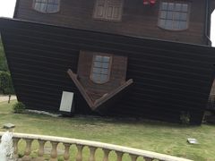 -金山农民画村-枫泾波兰倒置屋