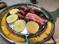 -哈哈碳都·牛肋条无限自助烤肉(台江万达店)