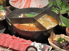 -三出山火锅(南京万象天地店)