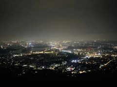 -紫金山山顶公园