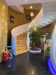 -比华利美容医院