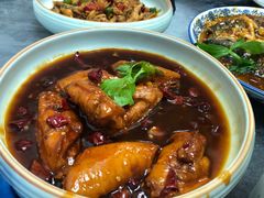 秘制翅中-佳佳麻辣烧菜馆