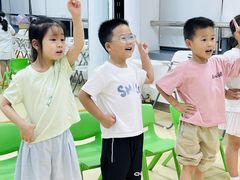 -蓝话筒·少儿成人演讲口才·主持朗诵·戏剧表演(大华第一坊店)