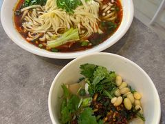 米豆腐-半月镰胡姐脆皮萝卜饺子