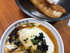 -弄堂咪道-饭香·面香·馄饨香(兴梅店)
