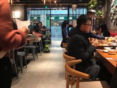 大堂-渝是乎酸菜鱼(龙旗购物中心店)