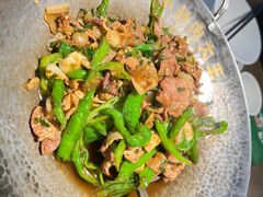 -费大厨辣椒炒肉(吉联MALL店)