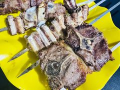 -烤肉小伙烤肉店