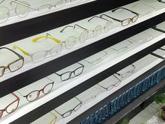 -简·爱眼镜(赛隆眼镜广场店)