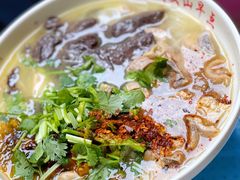 -文山荷鲜居(翠湖店)