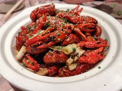 -肥肥虾庄·金牌油焖大虾(汉街SKP店)