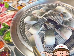 -围炉肉舍•炭烤活鳗•丹东海鲜烤肉(步行街店)