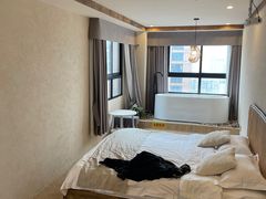 -闲隅江景艺术酒店(解放碑洪崖洞总店)