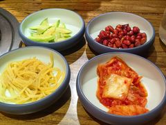 -明洞阿姨·韩式酱蟹烤肉·创意料理(三元桥店)