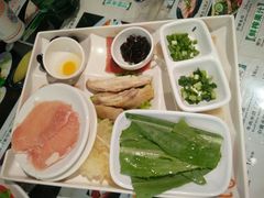 -桥香园正宗过桥米线(机场五店)