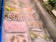 -牛里牛气· 榴莲海鲜鲜牛肉自助火锅·烤肉(横岗店)