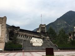 -四川汶川特大地震漩口中学遗址