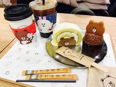 -LINE FRIENDS Garosu-gil Flagship Store