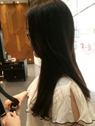 -苑苑发型设计