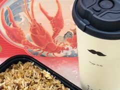 -肥肥虾庄·金牌油焖大虾(汉口城市广场店)
